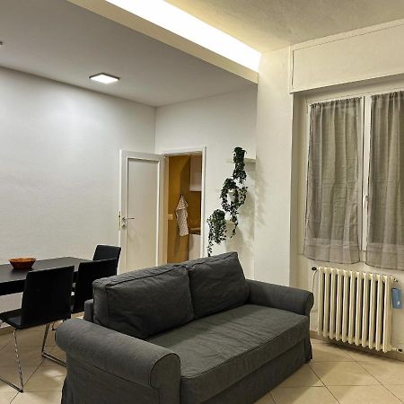 Modern Cenisio Apartment - Self Check-In & Parking Mediolan Zewnętrze zdjęcie