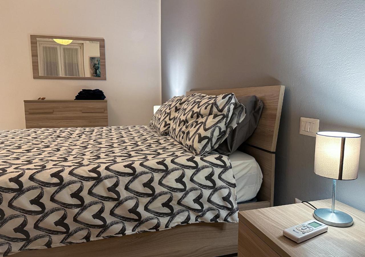 Modern Cenisio Apartment - Self Check-In & Parking Mediolan Zewnętrze zdjęcie