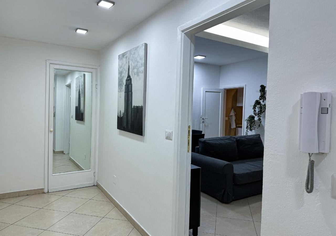 Modern Cenisio Apartment - Self Check-In & Parking Mediolan Zewnętrze zdjęcie